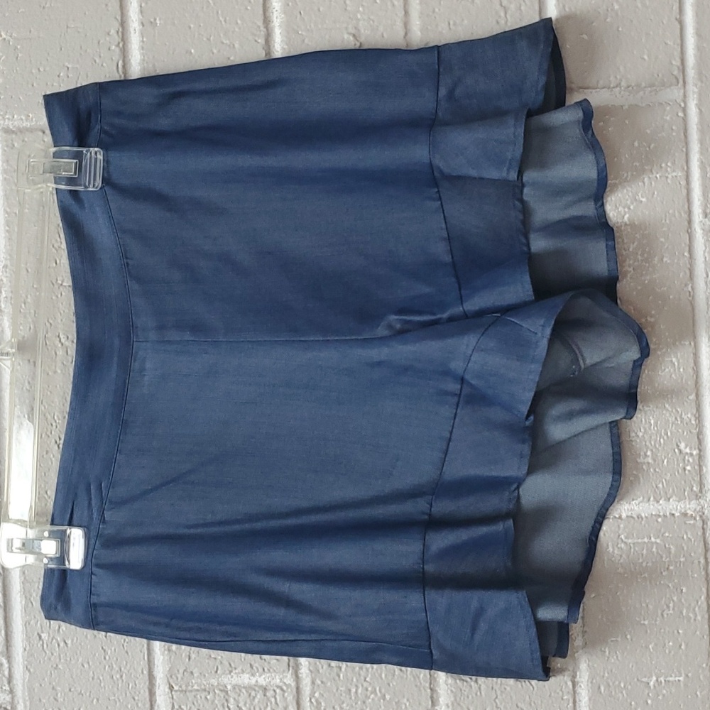 3/$20 Kaari Blue denim shorts 8P